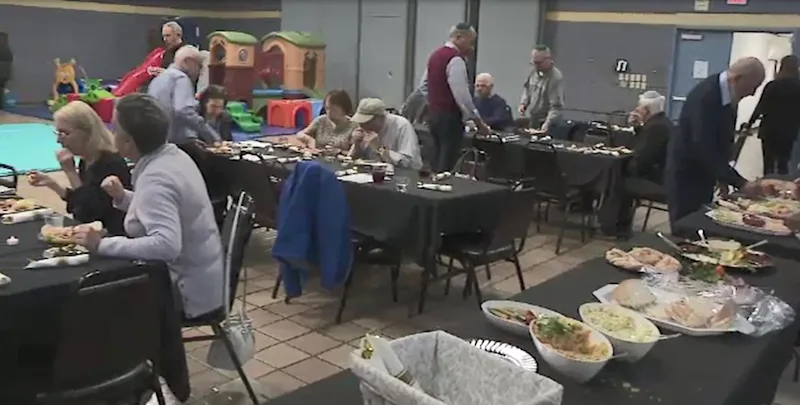 shabbasdinner.JPG