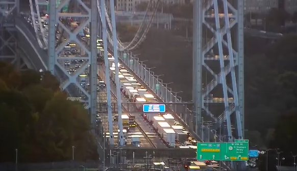 Motorcyclist killed in crash with tractor-trailer, snarls traffic on George Washington Bridge