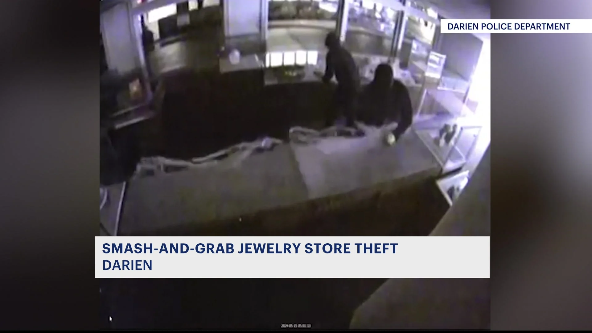 Caught on camera: Masked thieves seen robbing, ransacking Darien jewelry store