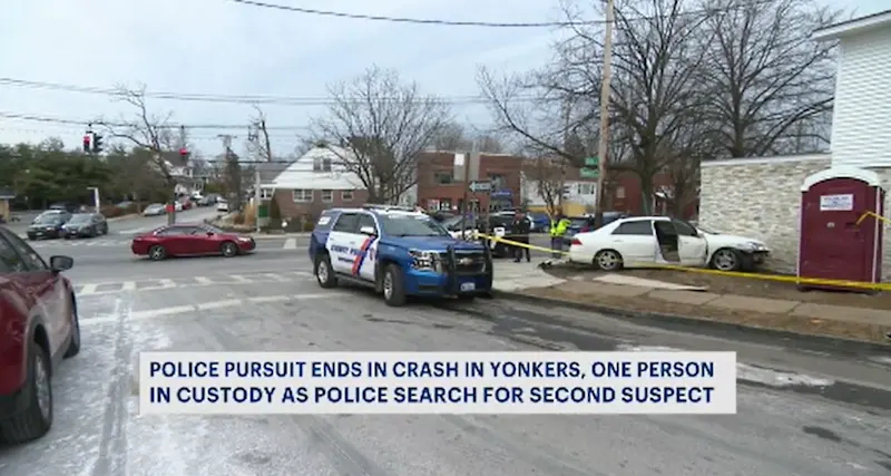 Story image: Police in pursuit of vehicle that failed to comply with traffic stop in Yonkers