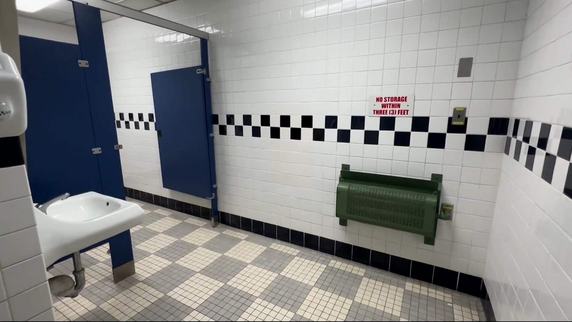 Lawmakers push effort to increase public toilet access across NYC