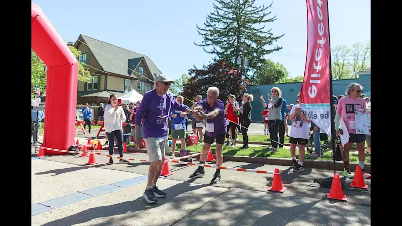 Story image: 98-year-old Syosset man to compete in 5K