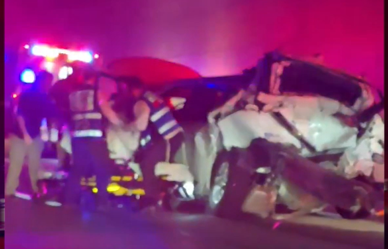 2 injured in Thruway crash after passenger accidentally presses vehicle's start/off button - Vimarsana News