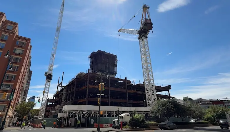 Story image: Boreum Hill neighbors say Brooklyn prison construction keeping them awake