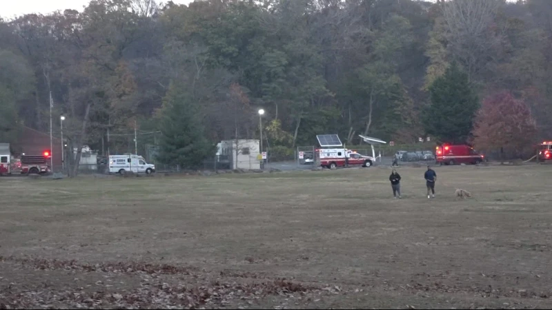 Story image: Brush fire erupts in Van Cortlandt Park, city under air quality alert