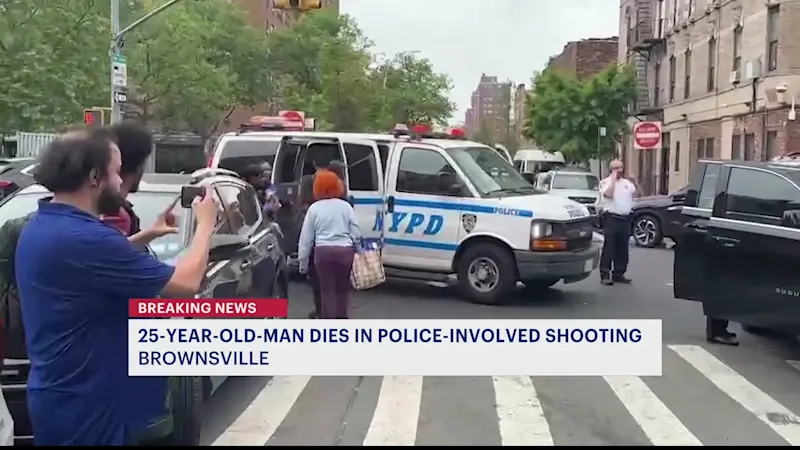 Story image: NYPD: 25-year-old knife-wielding man shot by police at Brownsville NYCHA building dies at hospital