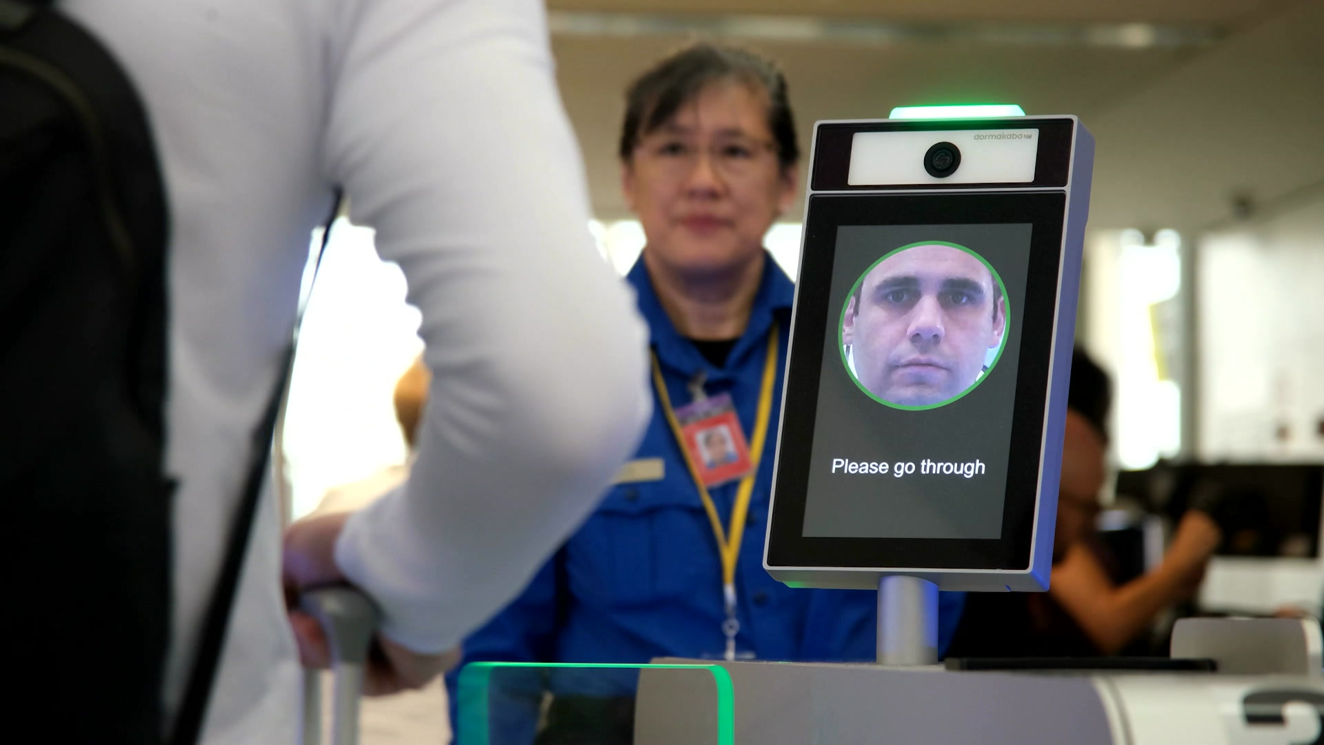 Newark Airport rolls out face-scan security lanes that skip ID checks