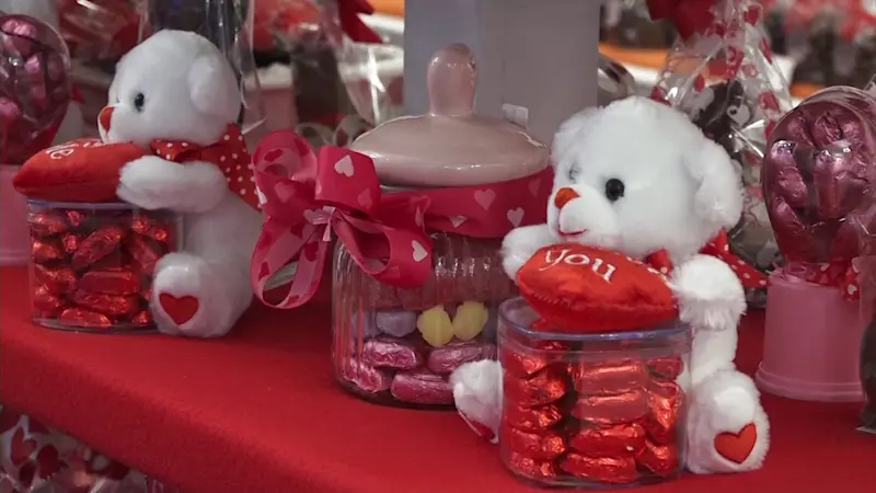 Story image: Long Island businesses gear up for Valentine's Day rush 