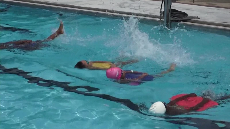Story image: Local program teaches Hempstead children how to swim 