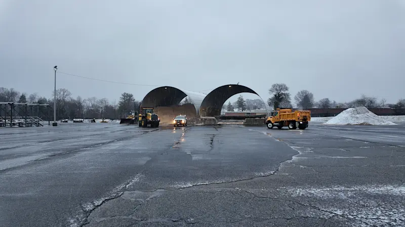 Story image: Thunderbolt 12: Tracking wintry mix for your morning commute