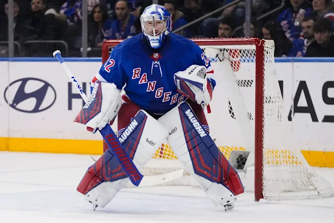 Story image: Rangers re-sign goalie Jonathan Quick to another 1-year contract