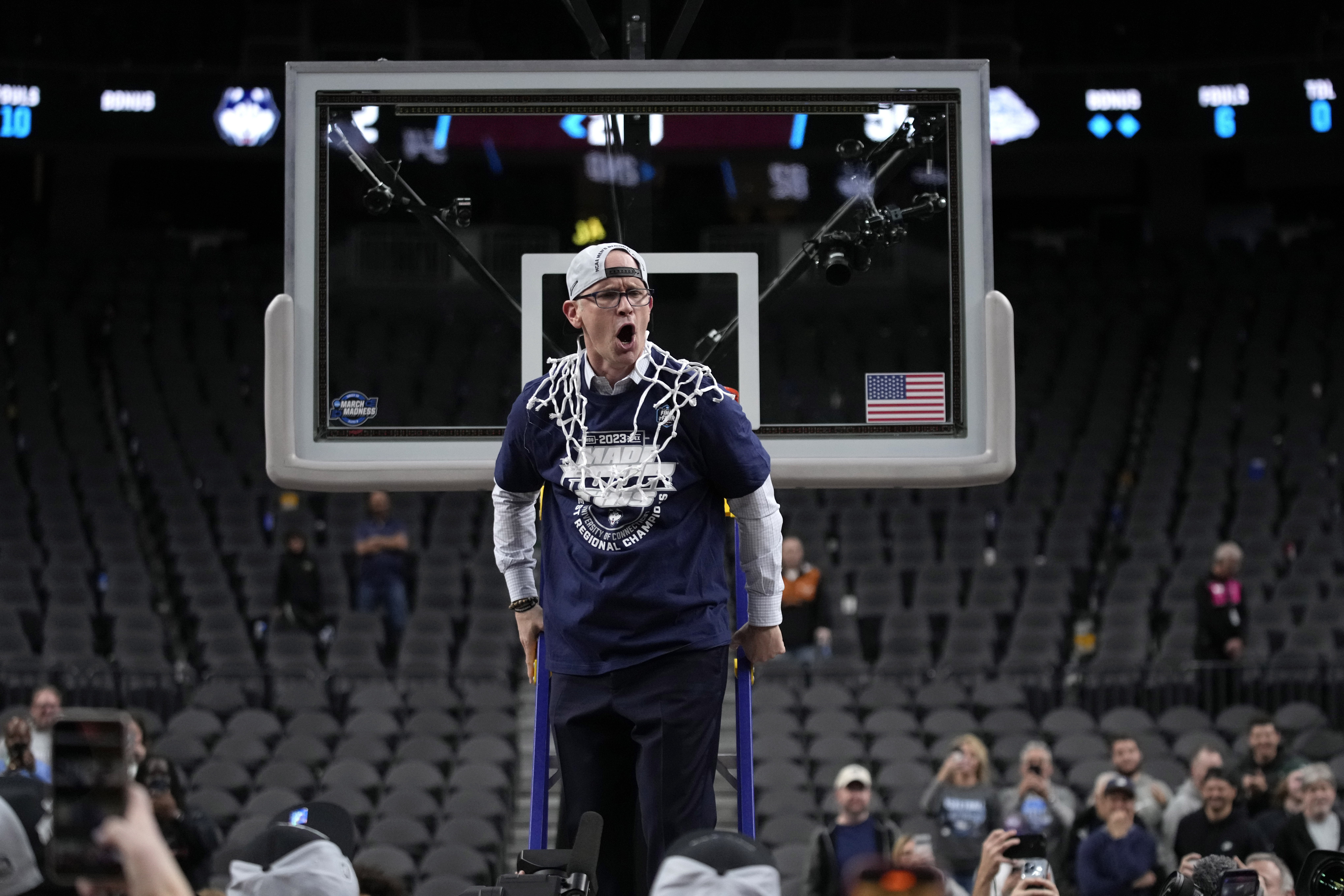UConn head coach Dan Hurley