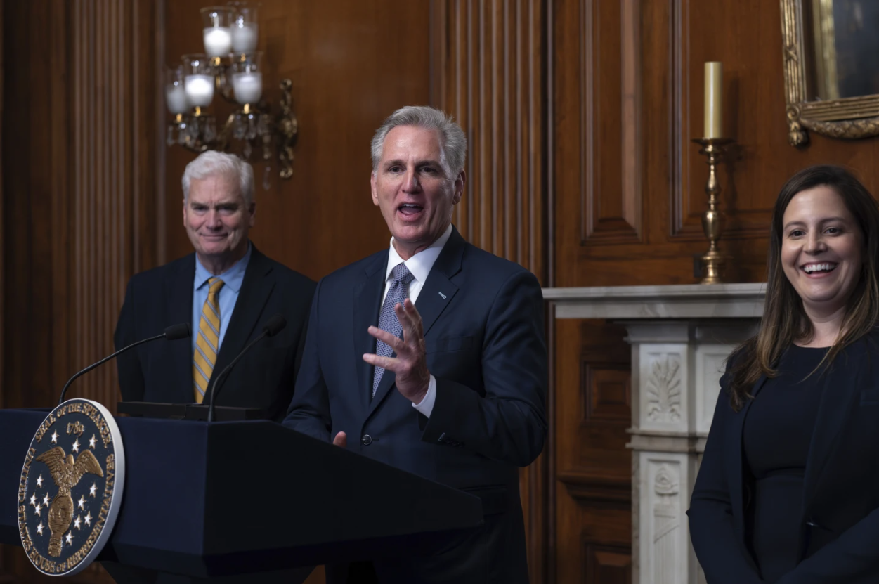APSenatePassesBillToAvertShutdown