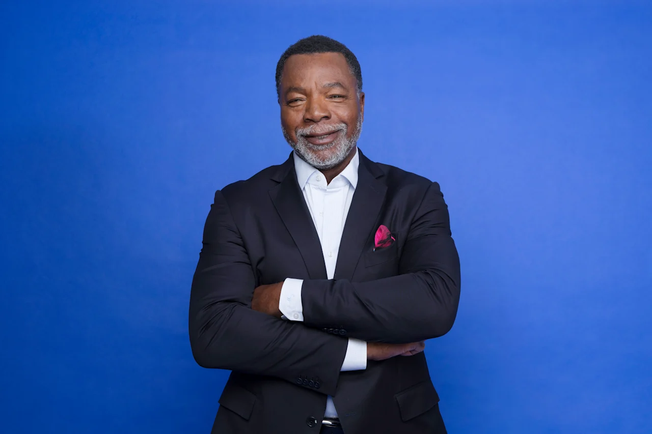 Carl Weathers