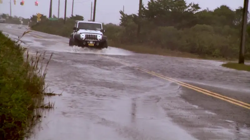 Story image: Nor’easter causes flooding and beach erosion concerns in Hampton Bays