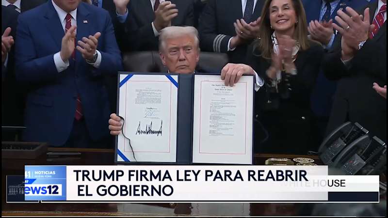 Story image: Univision 41 News Brief: Presidente Trump firma ley para reabrir el gobierno tras más de 42 días sin llegar a un acuerdo