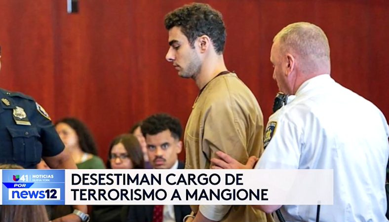Story image: Univision 41 News Brief: Desertiman cargo de terrorismo a mangione