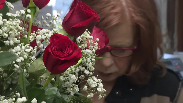 Supply chain issues leading to flower shortage, price increase ahead of Valentine’s Day