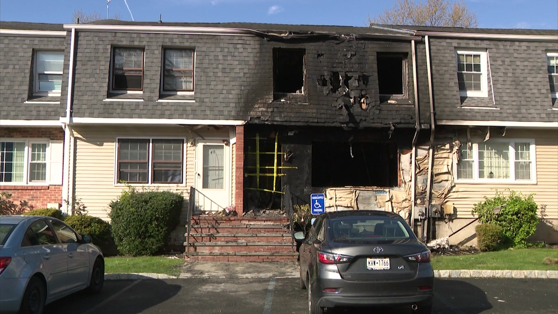 News 12 | The Bronx | Authorities: Fire destroys home in Spring Valley