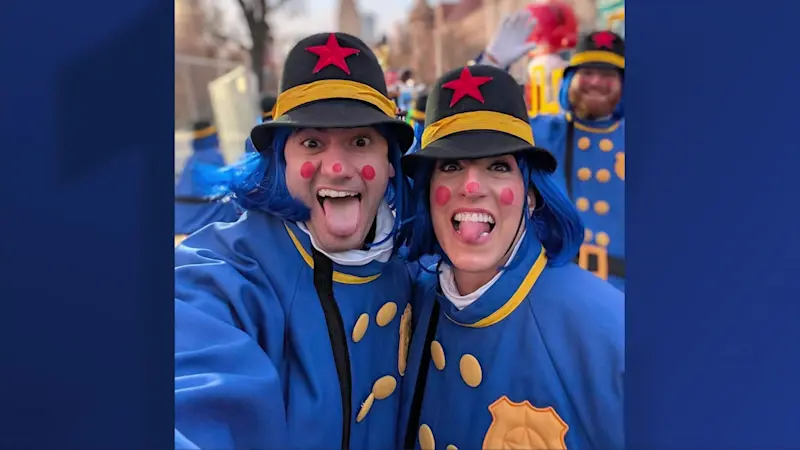 Story image: Jersey Proud: News 12’s Mike Rizzo and his mom march in Macy’s Thanksgiving Day Parade
