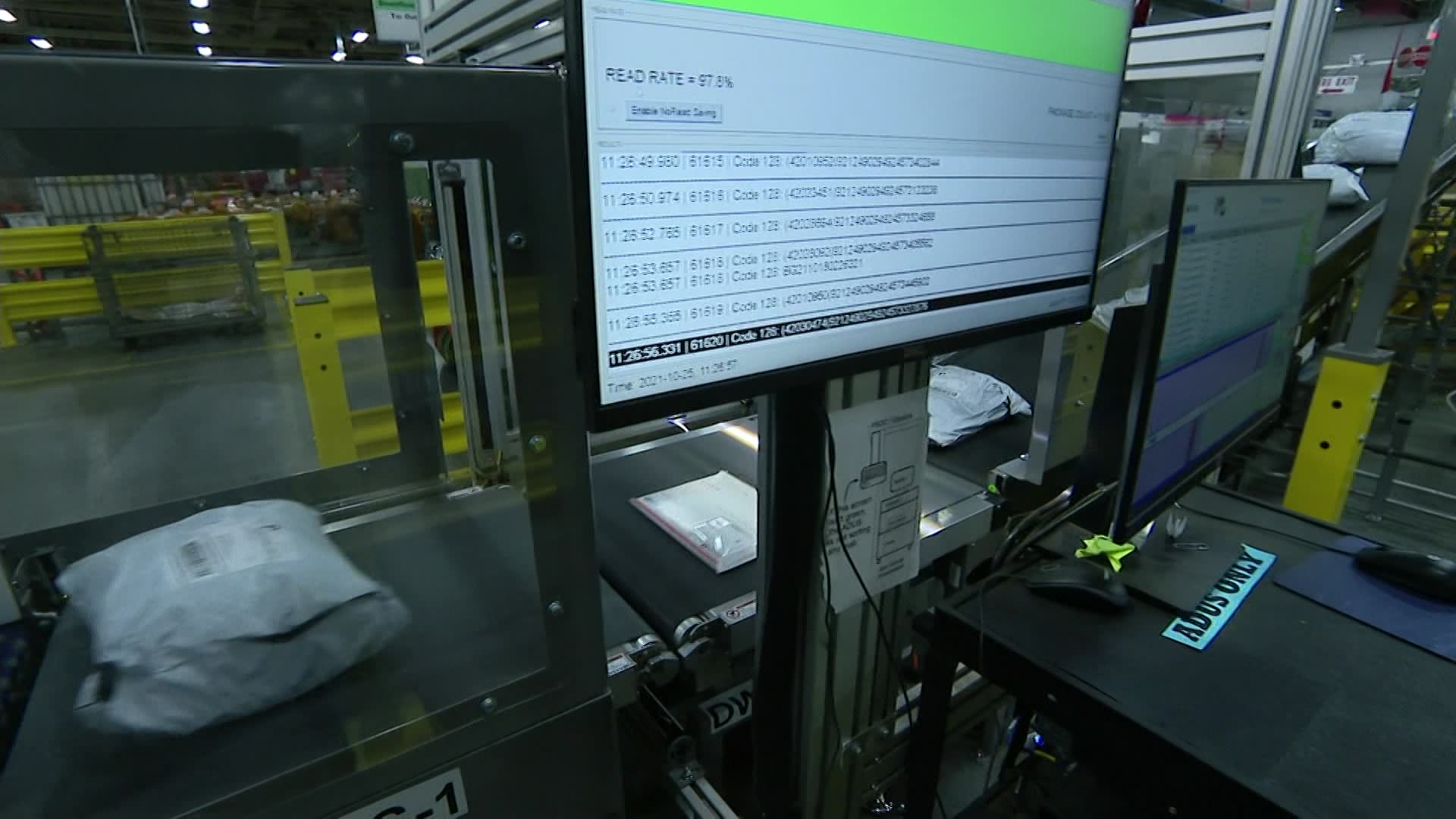 USPS processing facility in Bethpage gets new machine to process