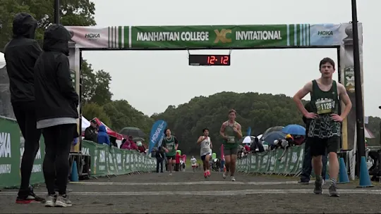 RTBXBKGregMNCollegeCrossCountryRunGThompson1pm_2023-10-14-14-45-29