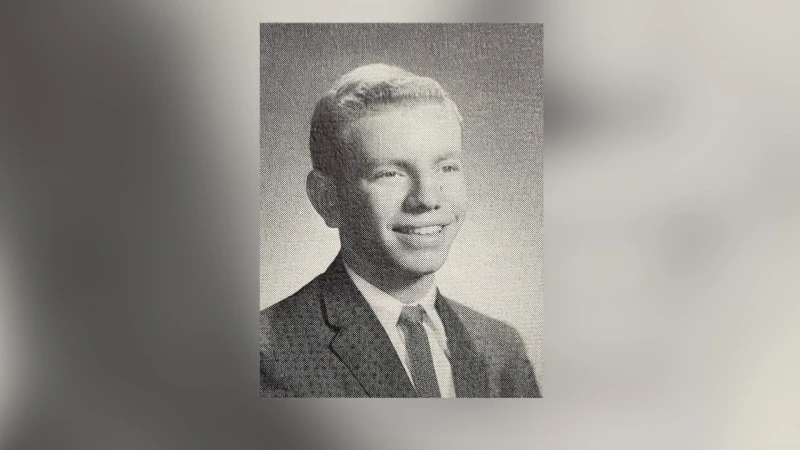 Story image: Stamford High School remembers Joe Lieberman  