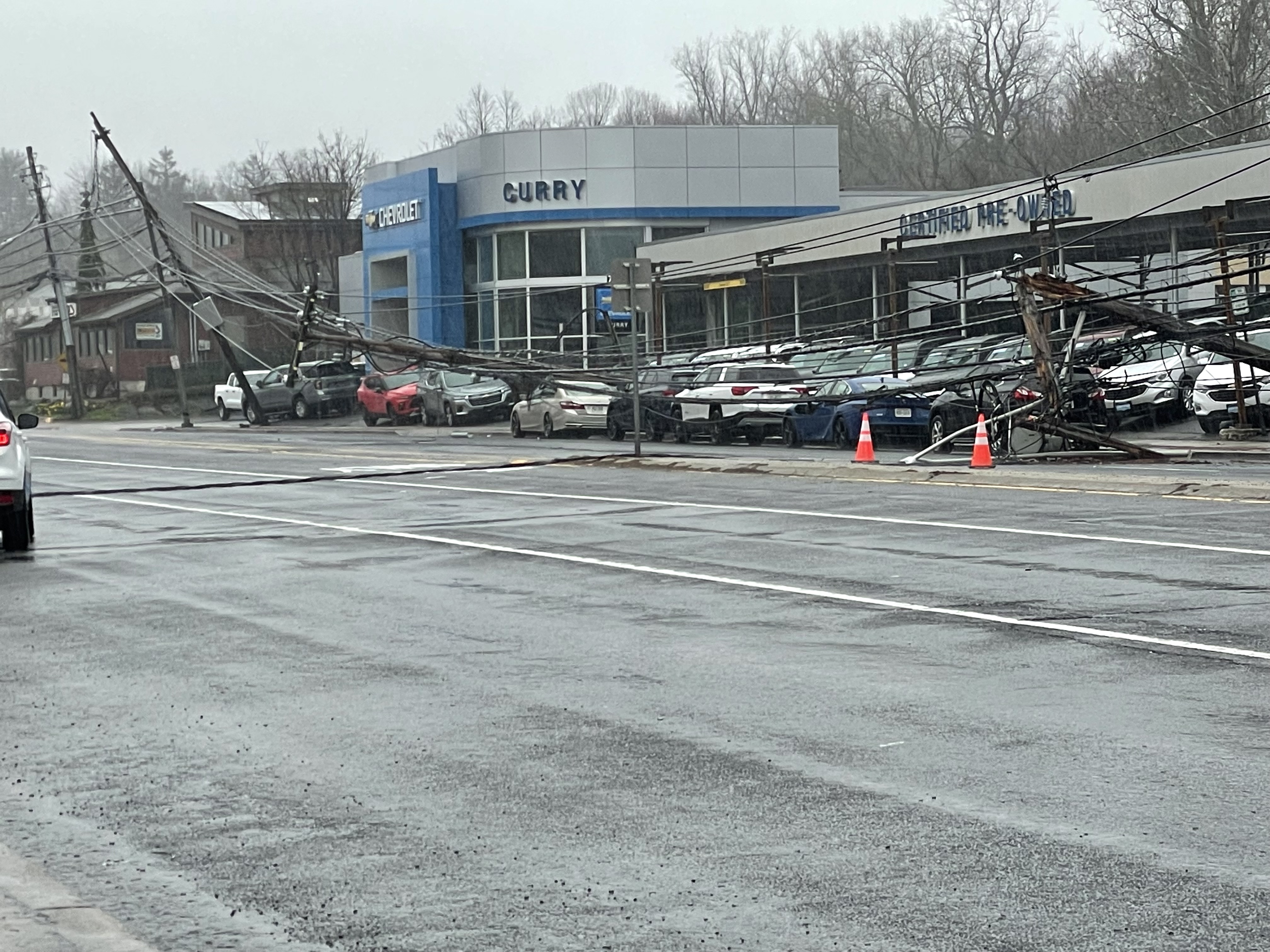 Part of Central Avenue in Greenburgh closed due to downed power line - Vimarsana News