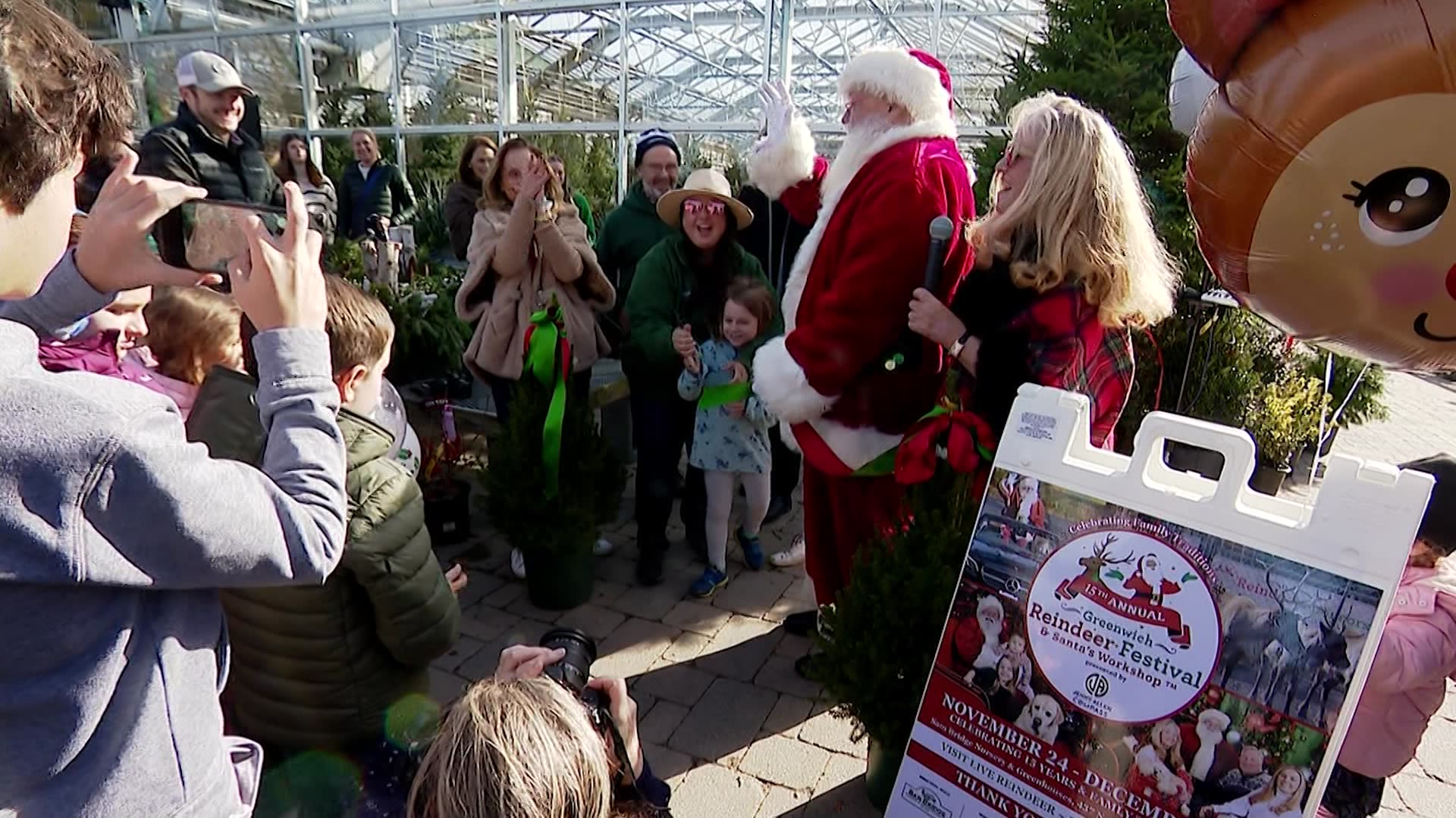 Santa and his real reindeer return to Greenwich for annual Reindeer