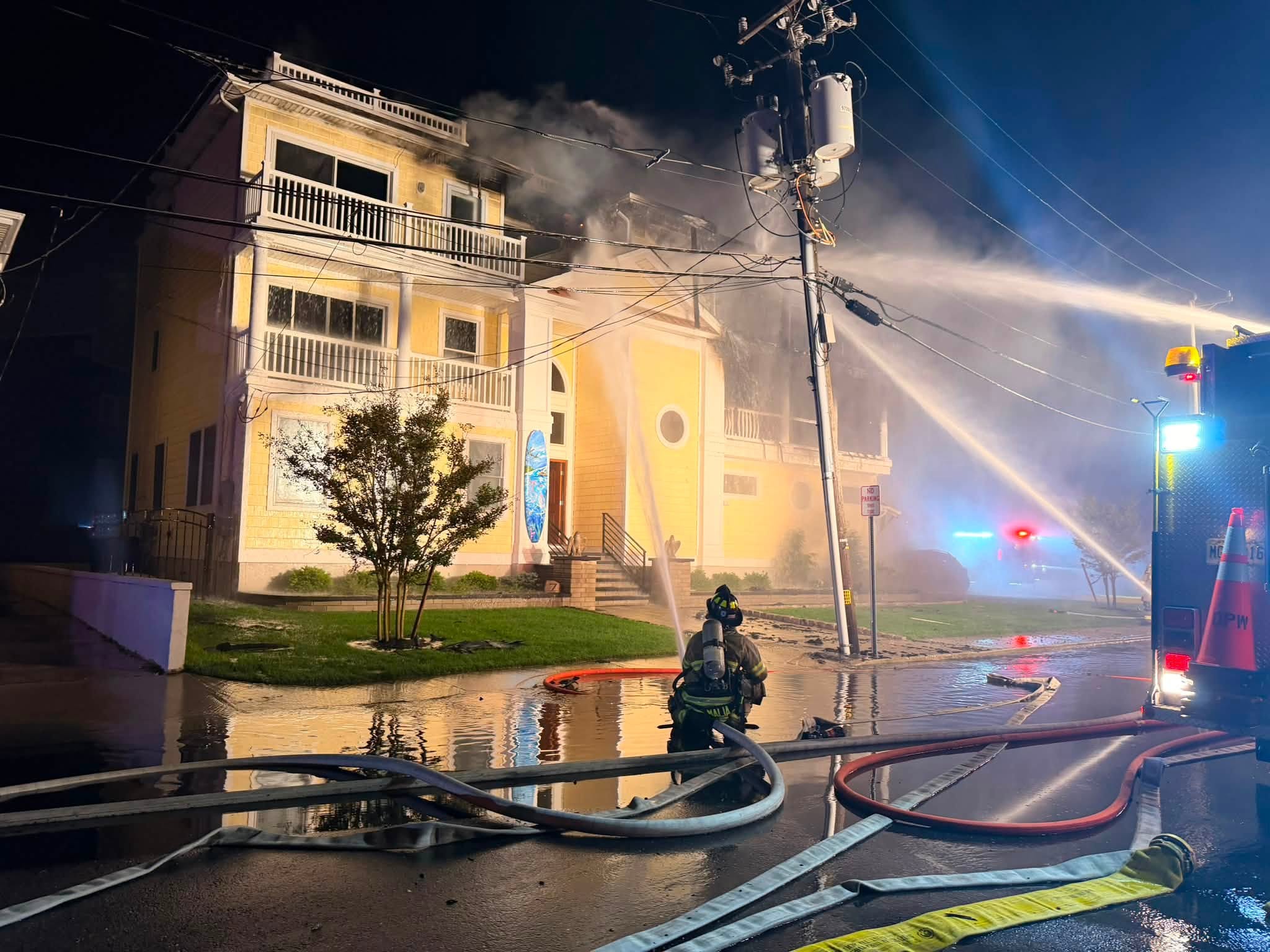 Brigatine Fire 003.jpg