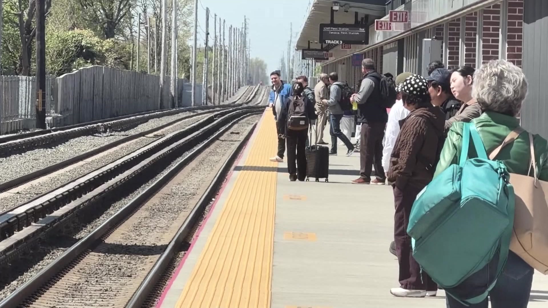 5PMKevinLIRRStrikeKK_2026-04-21-17-56-15