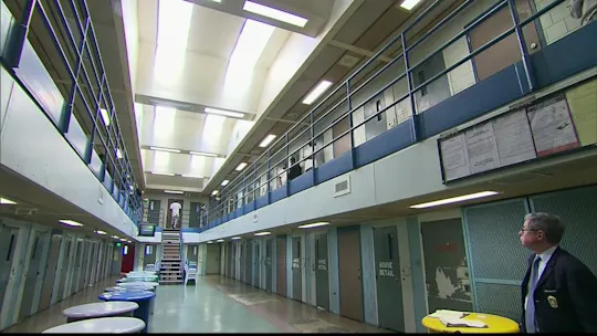 49rikers_2025-04-09-07-37-29