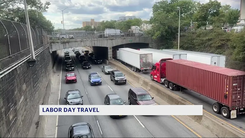 Story image: Residents prepare to hit the road for Labor Day weekend