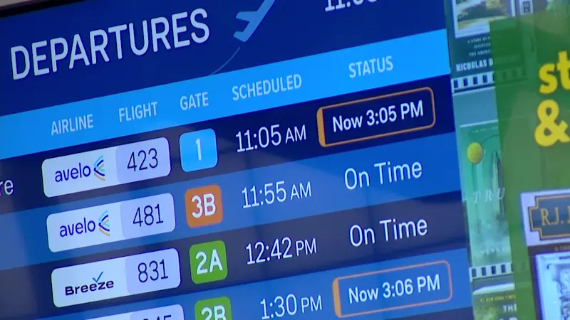 Story image: $775 for flight delays? CT leaders push for rebates, but Trump administration pushes back