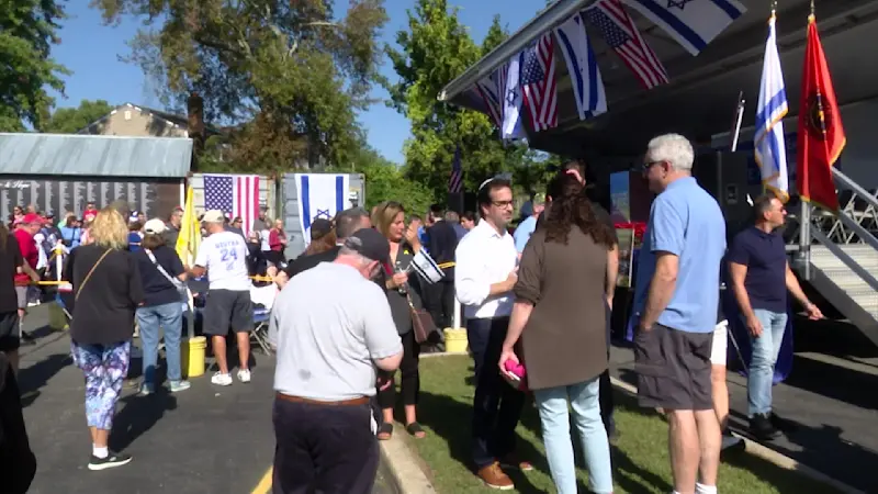 Story image: Walk in Plainview honors victims of Oct. 7 attacks