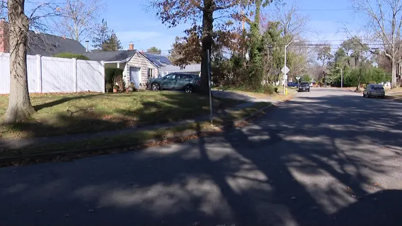 Story image: Thanksgiving Day house fire leaves man seriously injured in Islandia