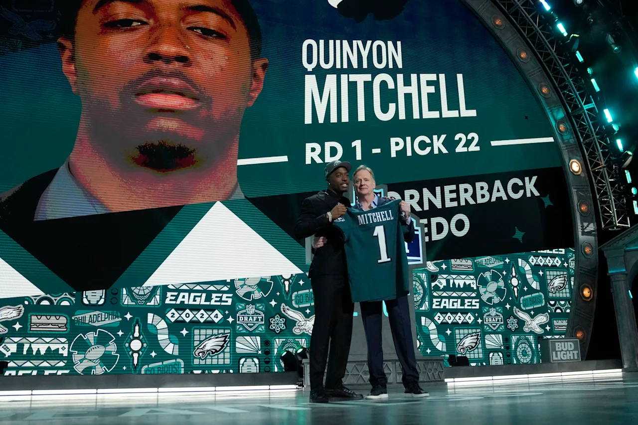 Quinyon Mitchell 