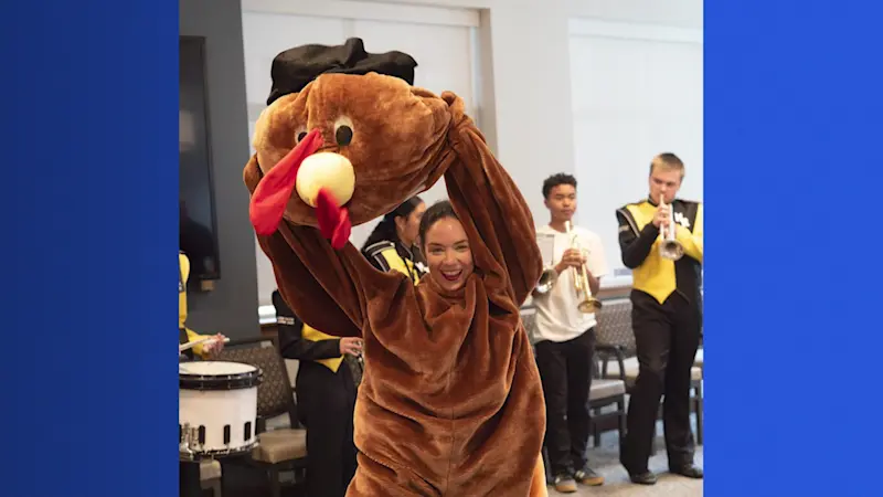 Story image: Turkey Trot raises thousands for local charities in Tinton Falls