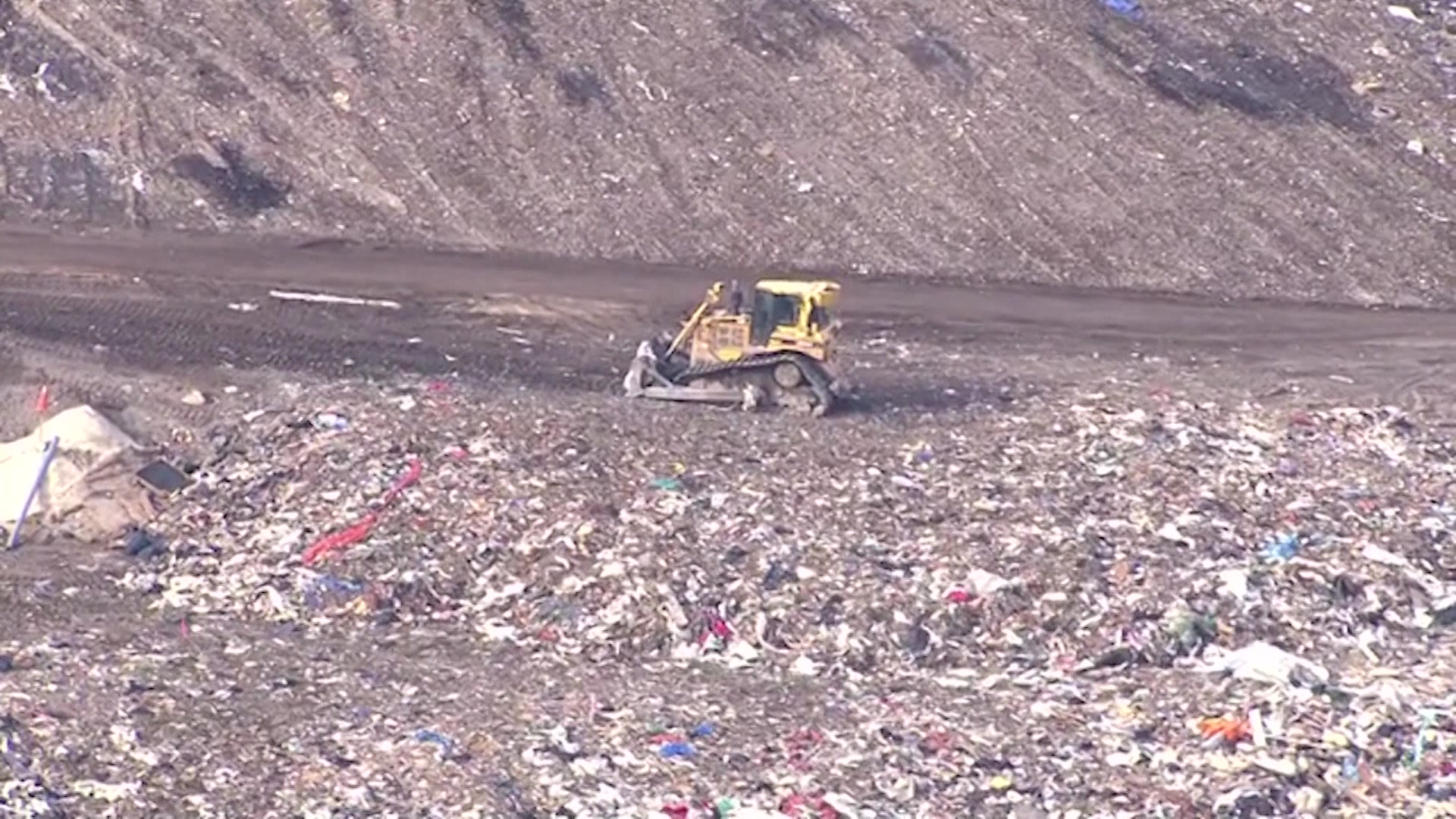 kevinvesy5pmbollandfill_2026-05-04-17-09-00