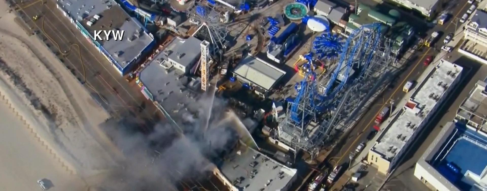 News 12 | Bronx | Investigators Massive Fire At Playland S Castaway ...