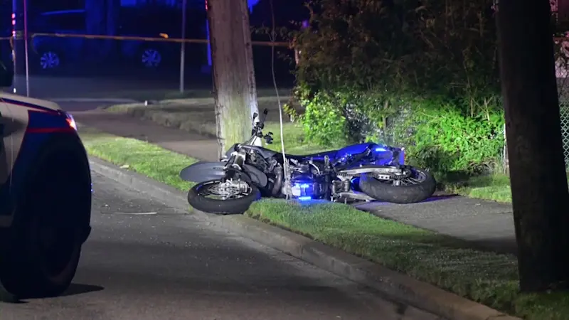 Story image: Police: 15-year-old motorcyclist critically injured in Lindenhurst crash