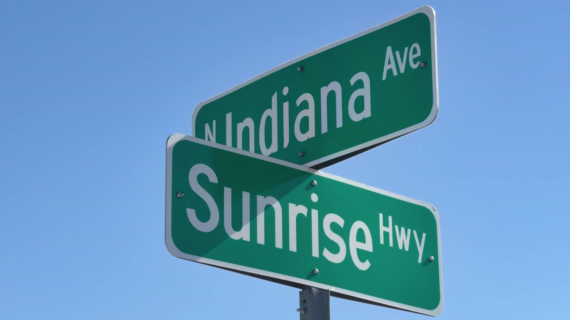 Driver arrested after fatal hit-and-run on Sunrise Highway in North Lindenhurst