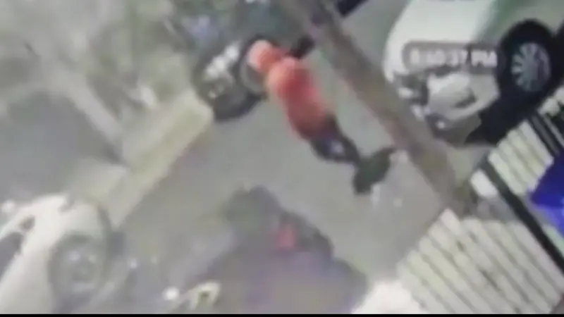 Story image: 'What's he doing down there?' Man disappears for hours inside sewer in Dyker Heights