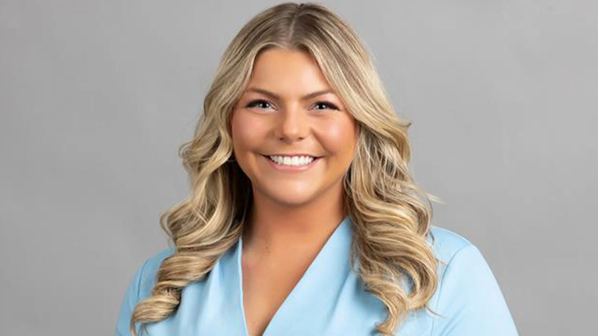 Anchor Amanda Eustice portrait