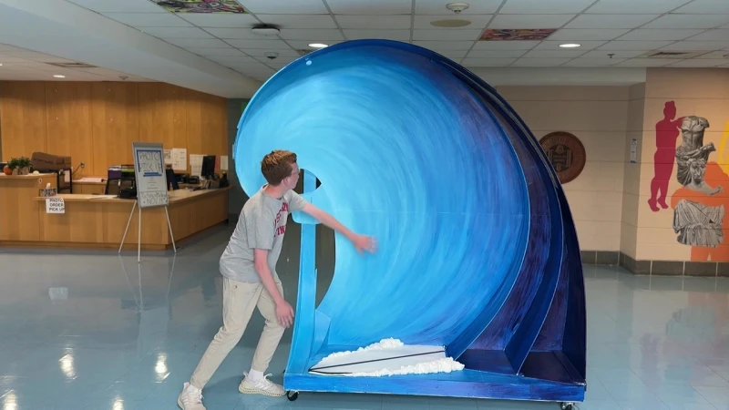 Story image: Go Blue Wave! 3D model to serve as backdrop for pictures at Darien's homecoming dance