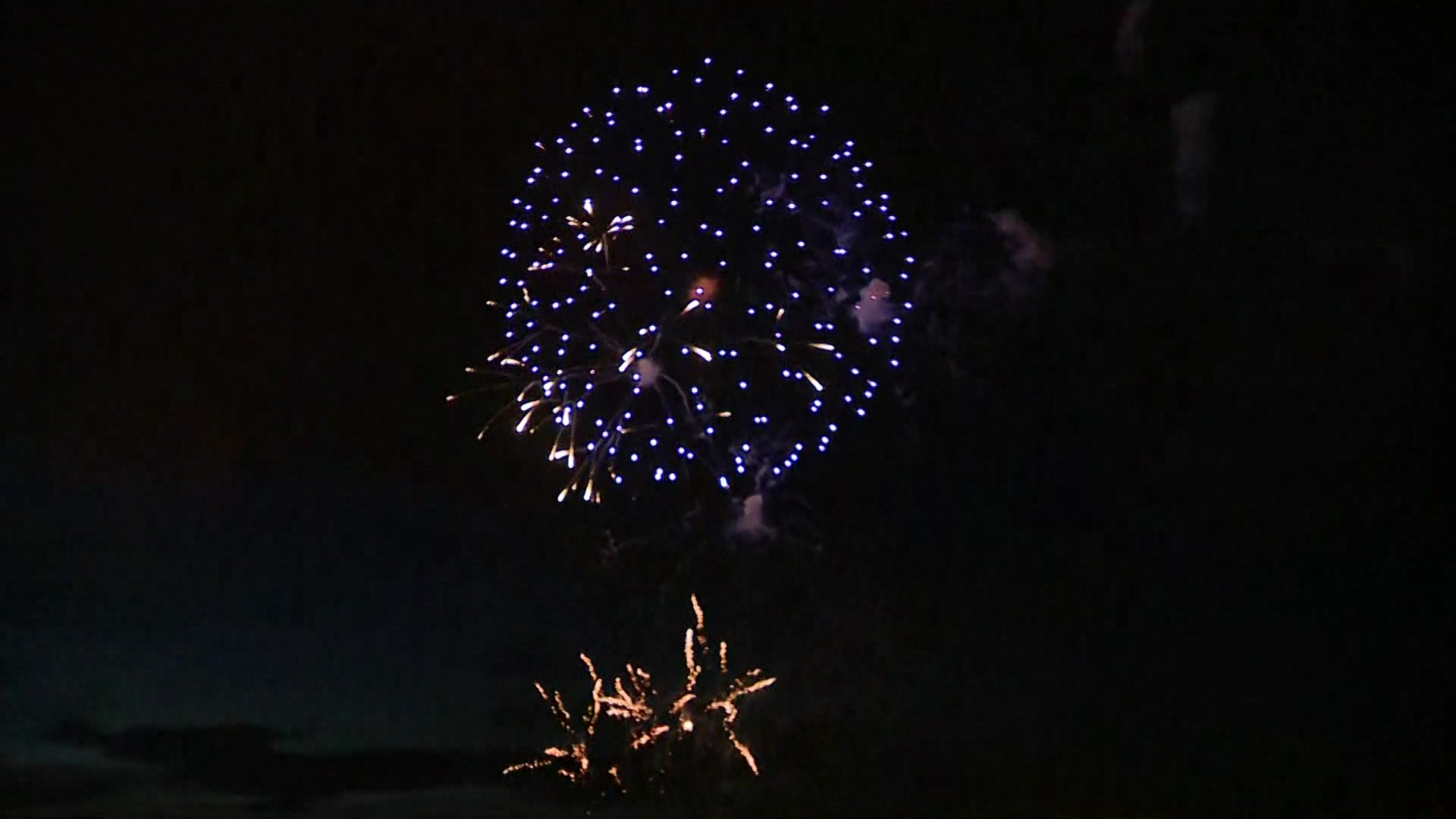 LIILLEGALFIREWORKS609_2026-06-09-05-23-11