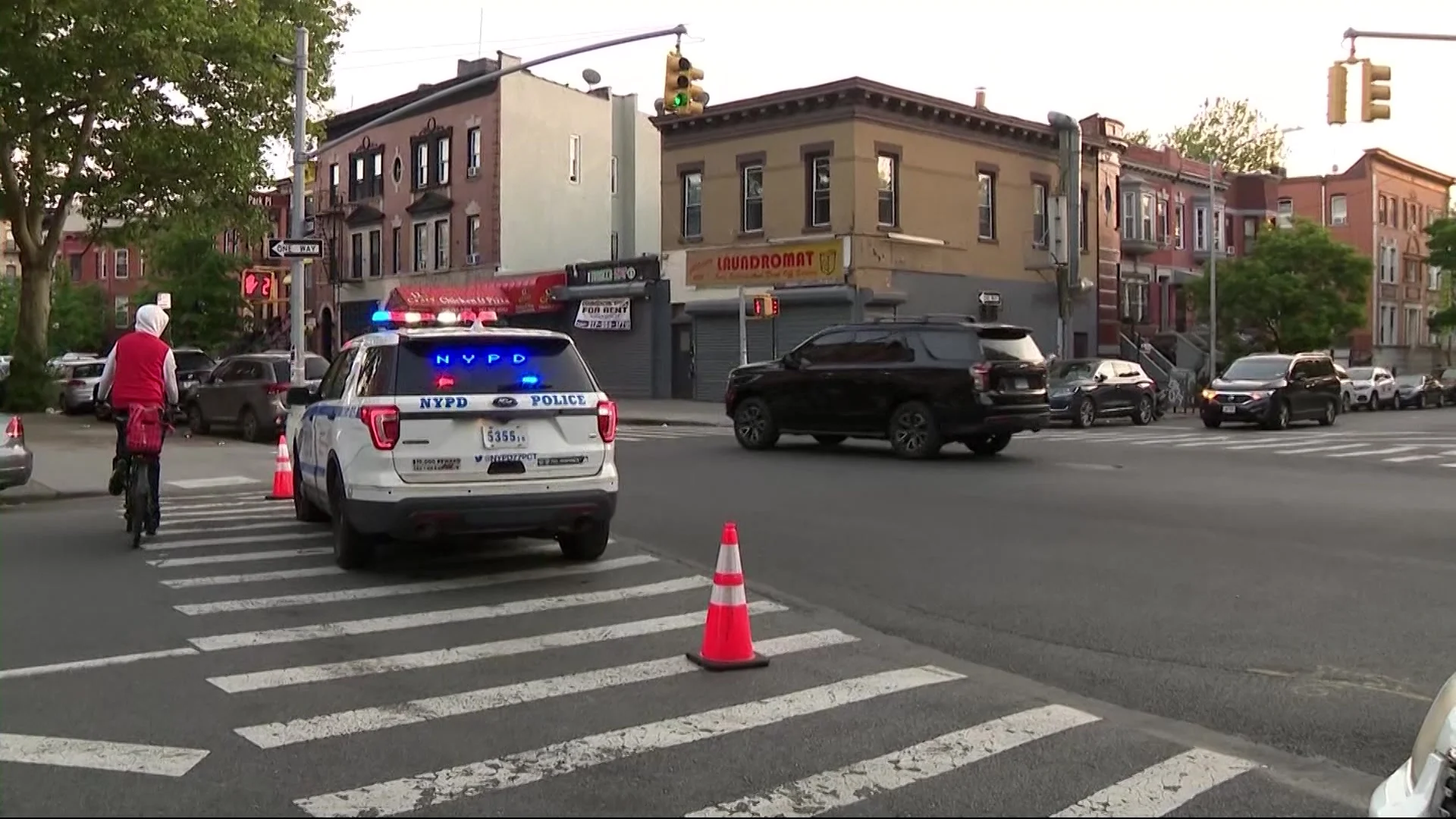 NYPD: 2 people shot in Crown Heights