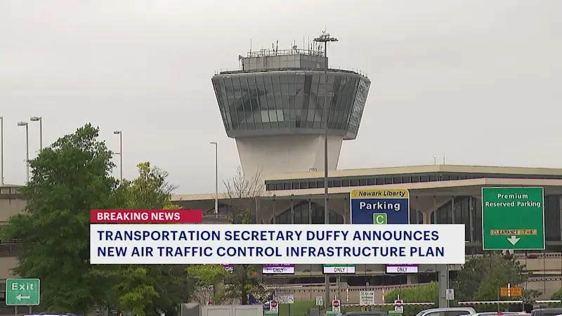 Story image: White House proposes major overhaul of air traffic control system amid Newark Liberty delays 