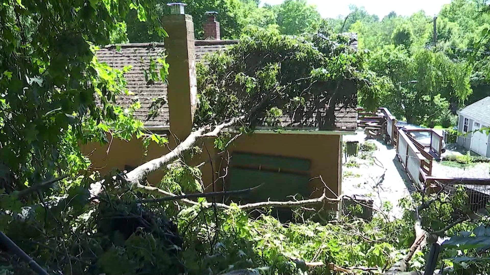 storms-pummel-northern-westchester-about-30-downed-trees-in-somers