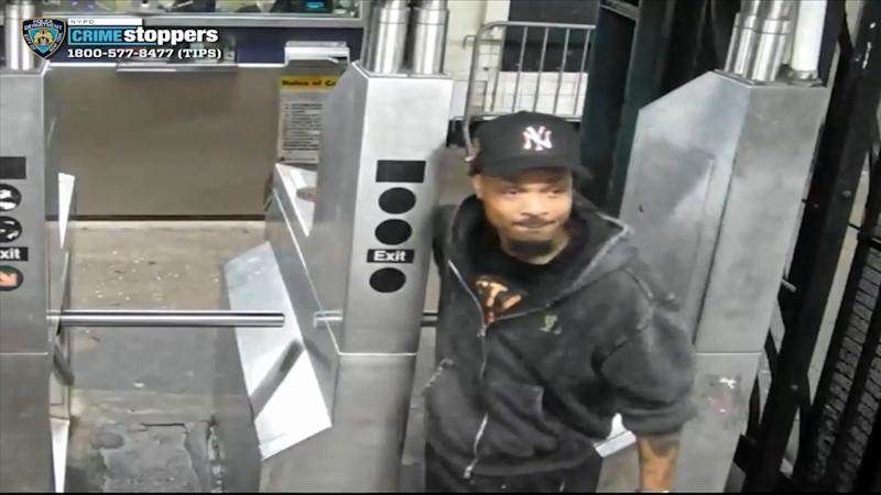 Story image: Univision 41 News Brief: Buscan a ladrón de perrito en el subway de Nueva York